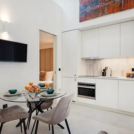Center Duplex | Edificio Terracotta Apartment *